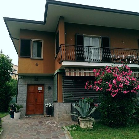 Casa Vacanze Mari, 파라티코 외부 사진