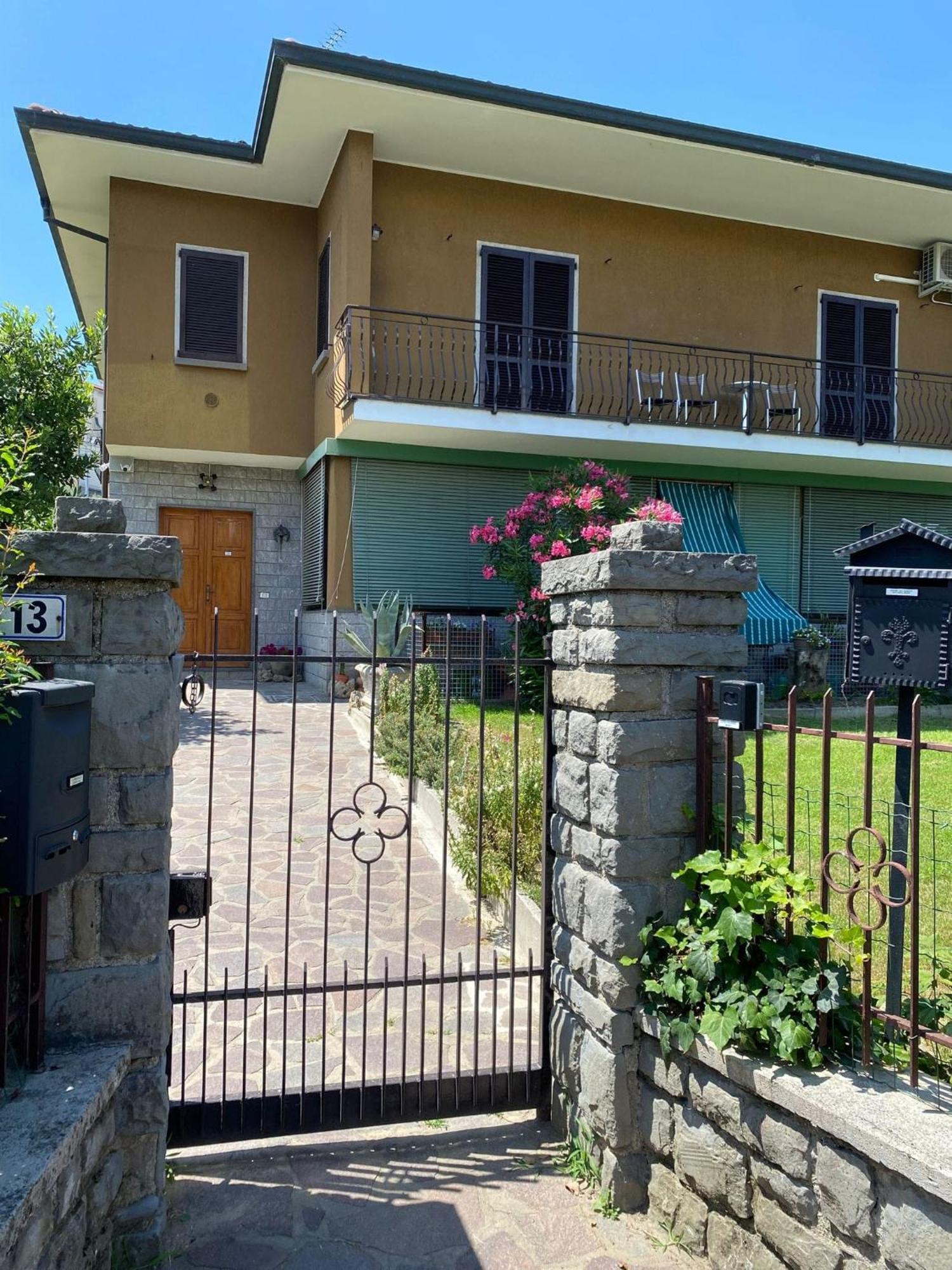 Casa Vacanze Mari, 파라티코 외부 사진